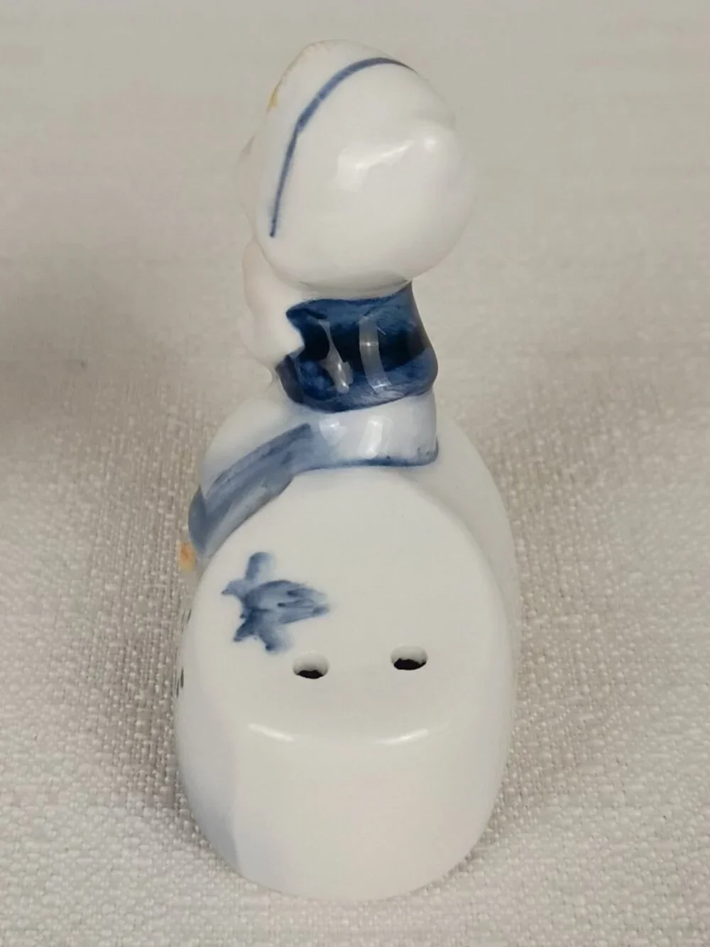 Vintage Blue White Kissing Dutch Boy Girl Salt Pepper Shakers E-5816 Enesco